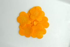 型抜き(花びら)